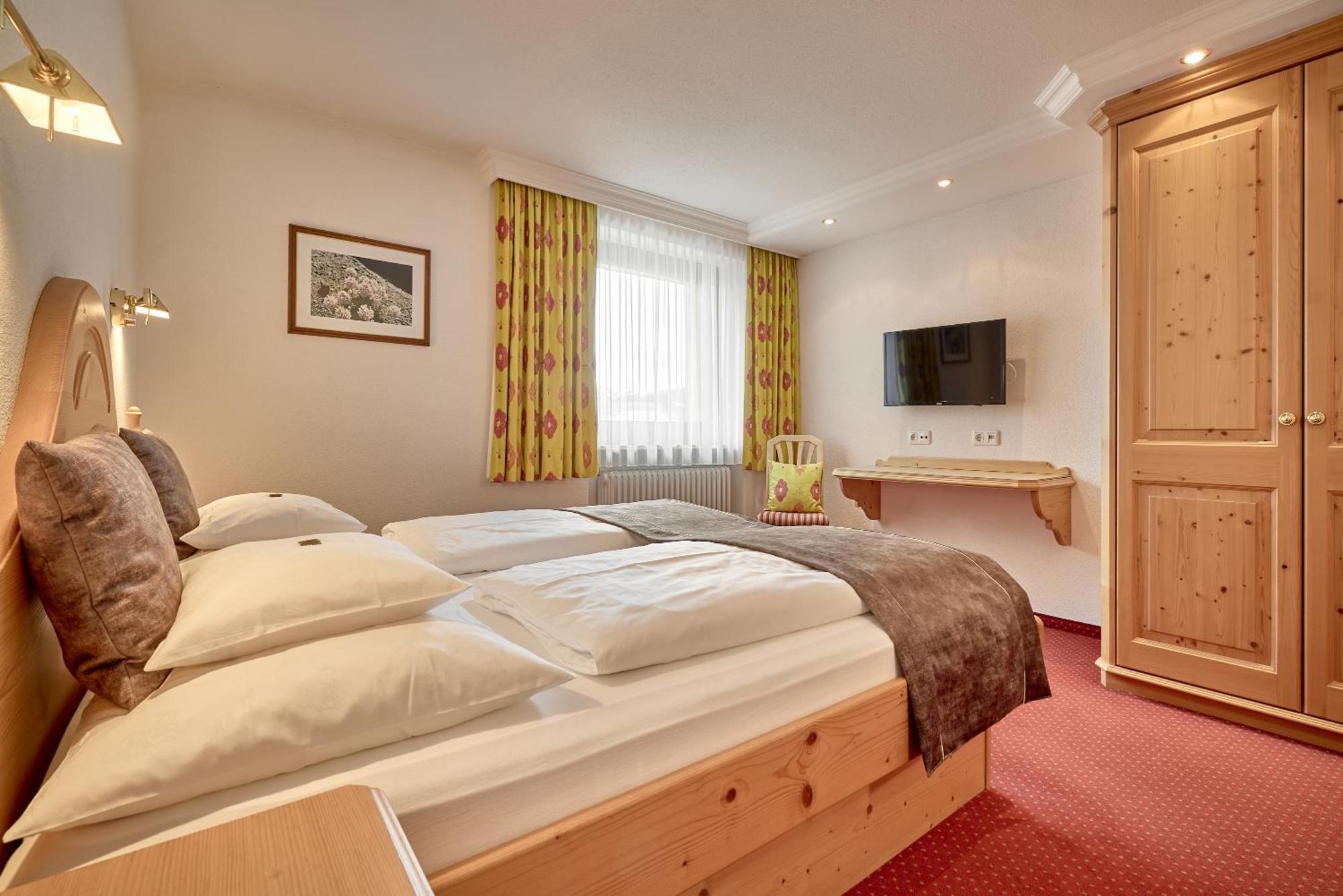 Hotel Appartement Roggal 莱赫阿尔贝格 外观 照片